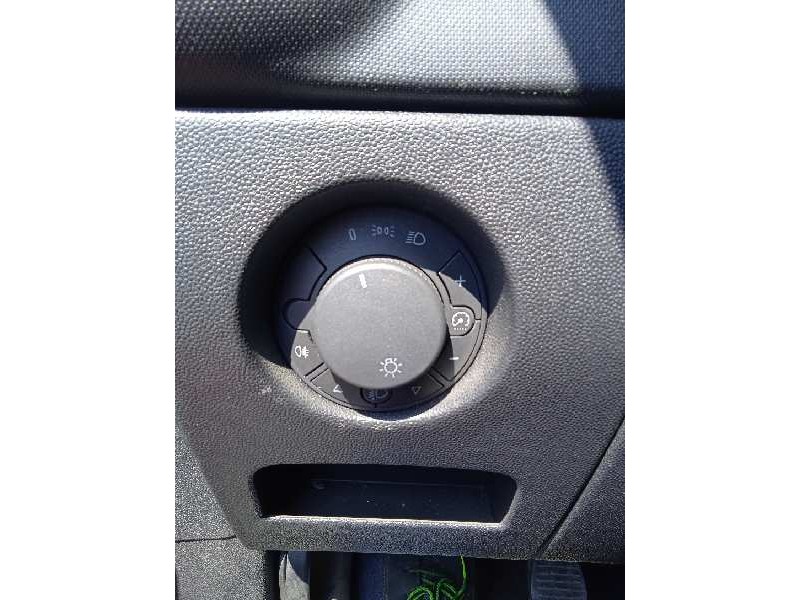 opel corsa d del año 2010