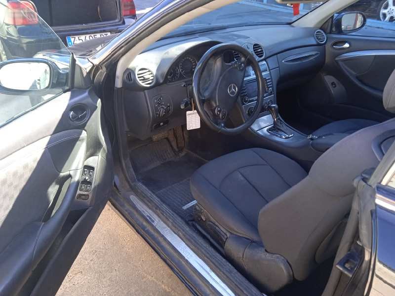 mercedes-benz clase clk (w209) coupe del año 2005