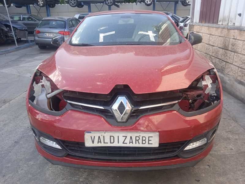 renault megane iii berlina 5 p del año 2015