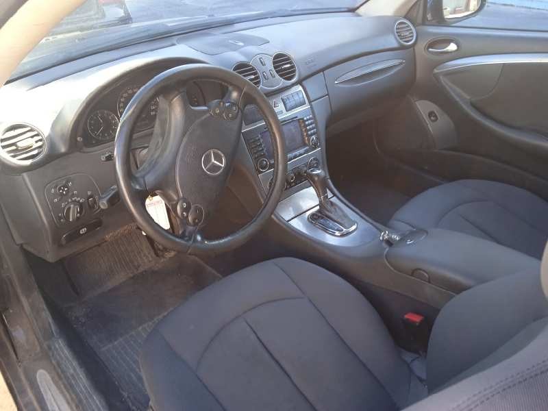 mercedes-benz clase clk (w209) coupe del año 2005