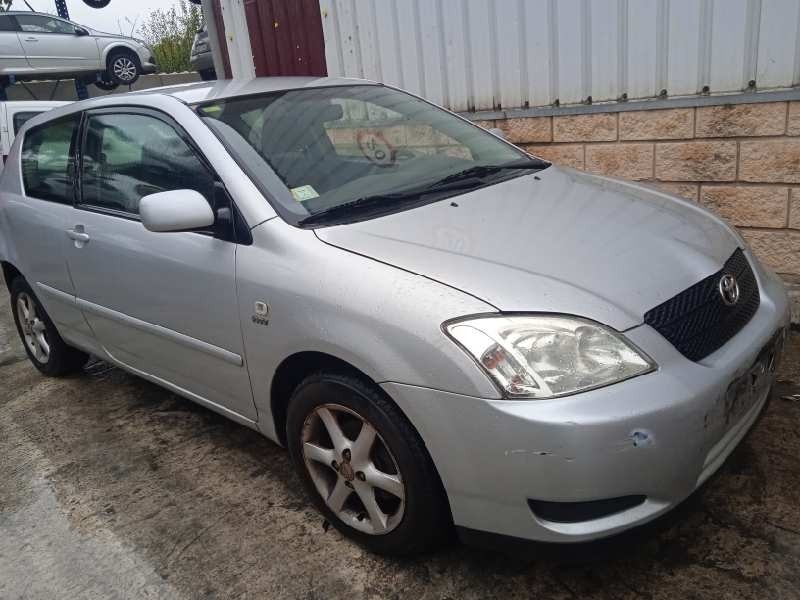 toyota corolla (e12) del año 2003