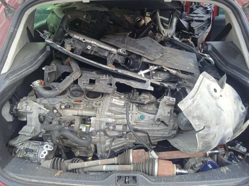 renault megane iii berlina 5 p del año 2015