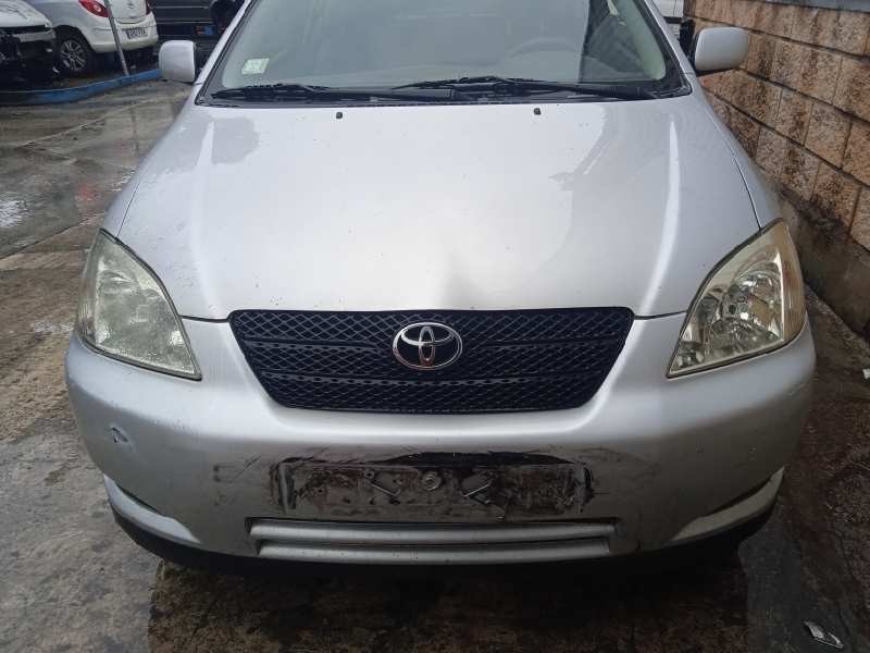 toyota corolla (e12) del año 2003