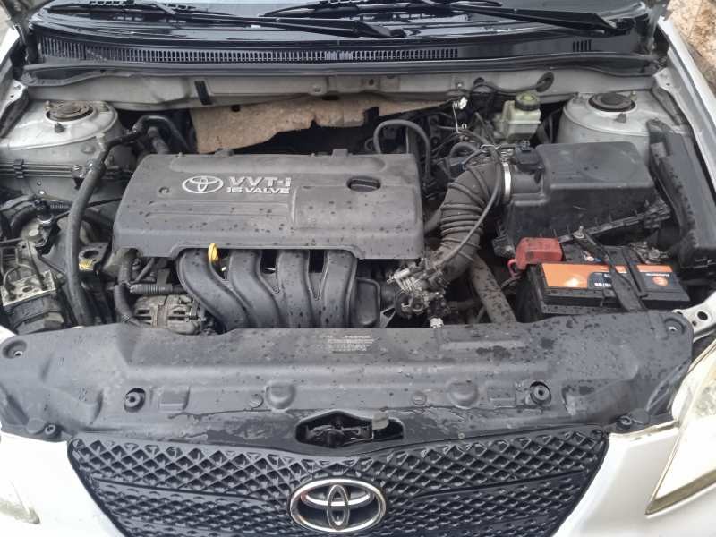 toyota corolla (e12) del año 2003