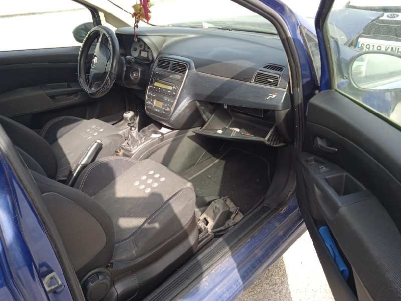 fiat grande punto (199) del año 2008