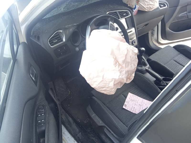 citroën c4 lim. del año 2017