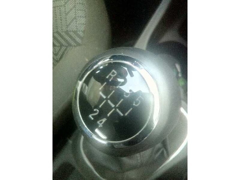 opel corsa e del año 2018