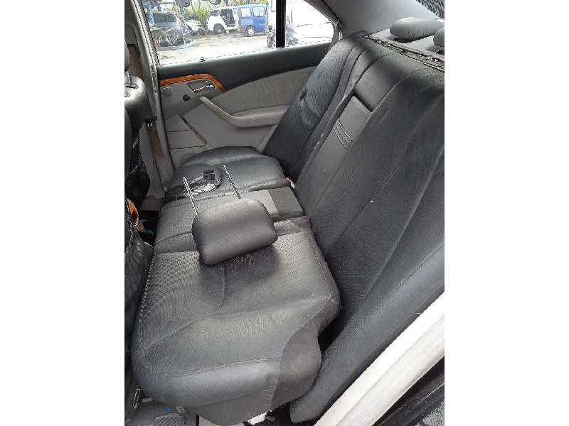 mercedes-benz clase s (w220) berlina del año 2000