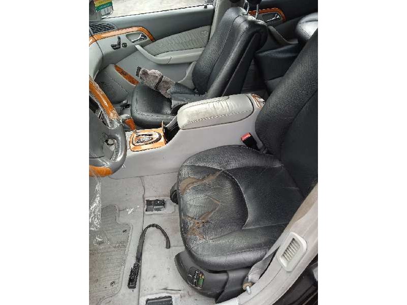 mercedes-benz clase s (w220) berlina del año 2000