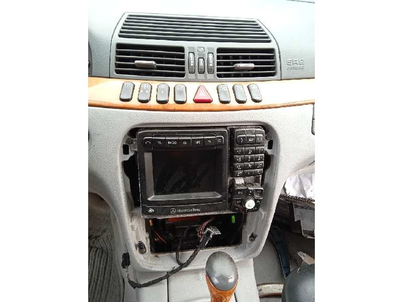 mercedes-benz clase s (w220) berlina del año 2000