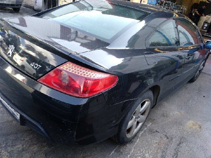 peugeot 407 coupe del año 2006