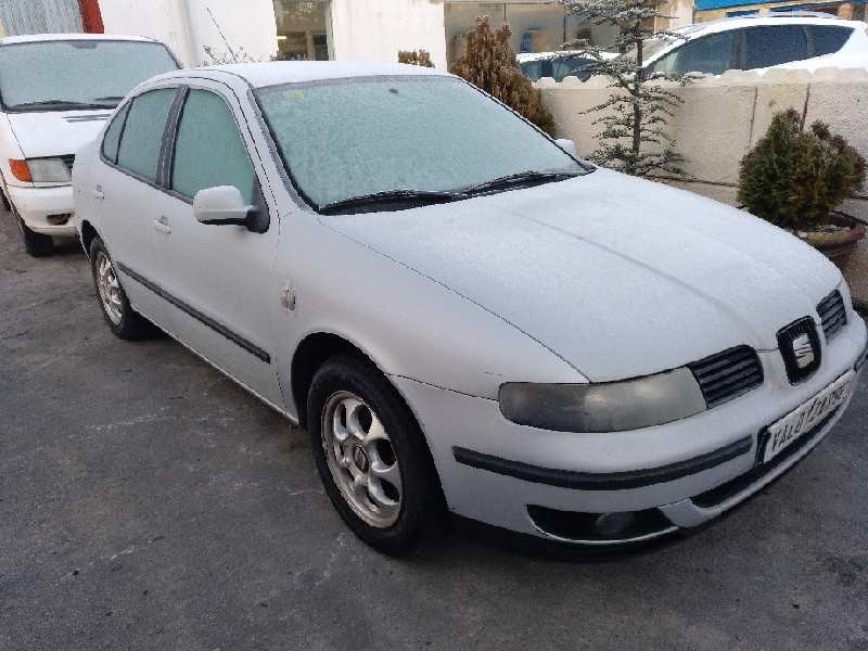 seat toledo (1m2) del año 2000