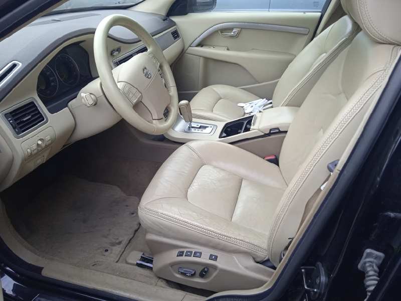 volvo xc70 del año 2008