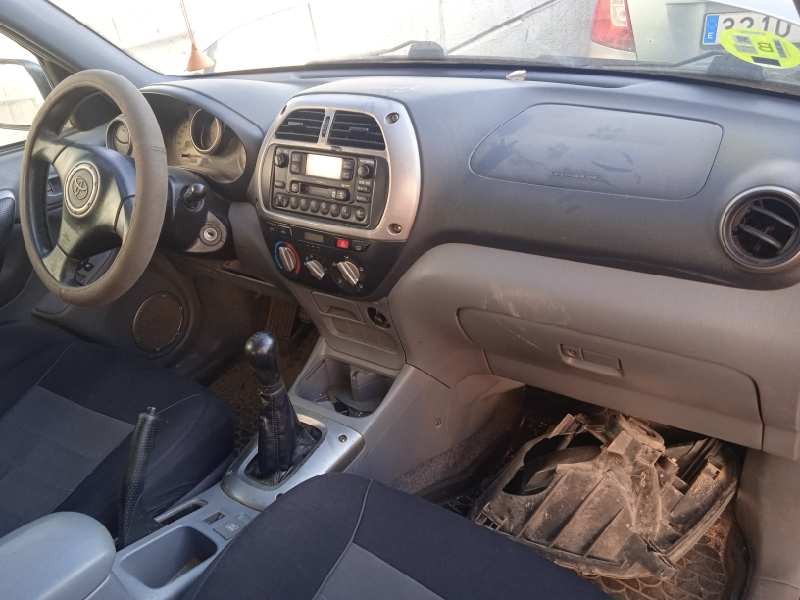 toyota rav 4 (a2) del año 2004