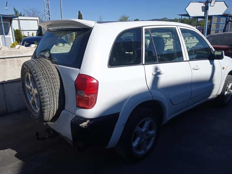toyota rav 4 (a2) del año 2001