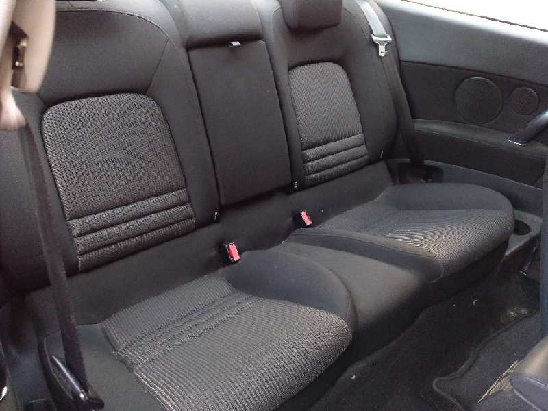 peugeot 407 coupe del año 2006