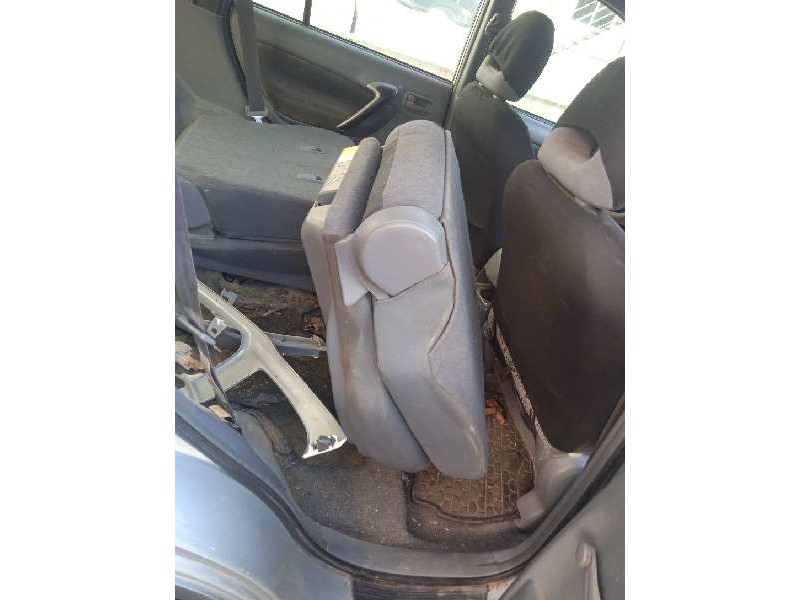 toyota rav 4 (a2) del año 2004