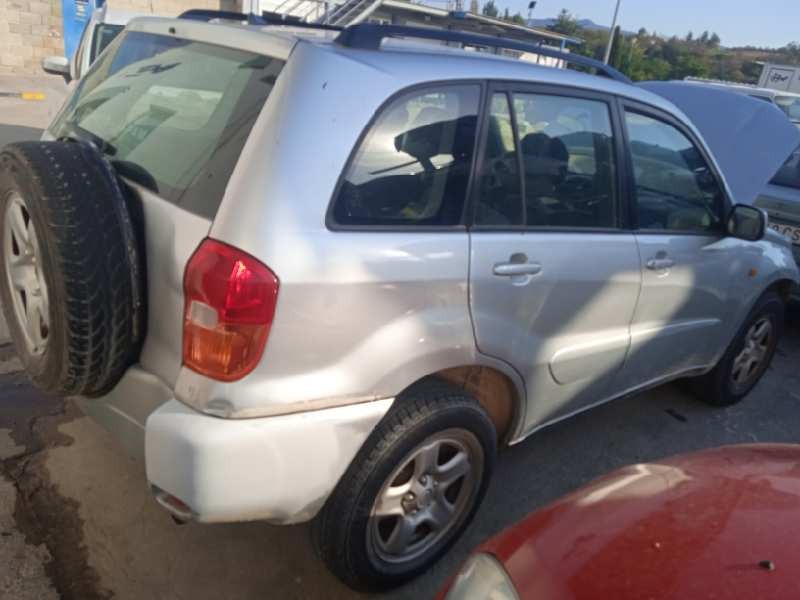 toyota rav 4 (a2) del año 2004
