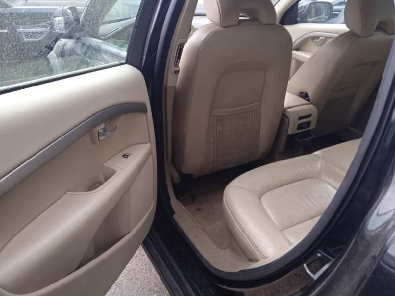 volvo xc70 del año 2008