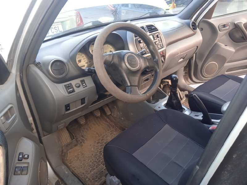 toyota rav 4 (a2) del año 2004