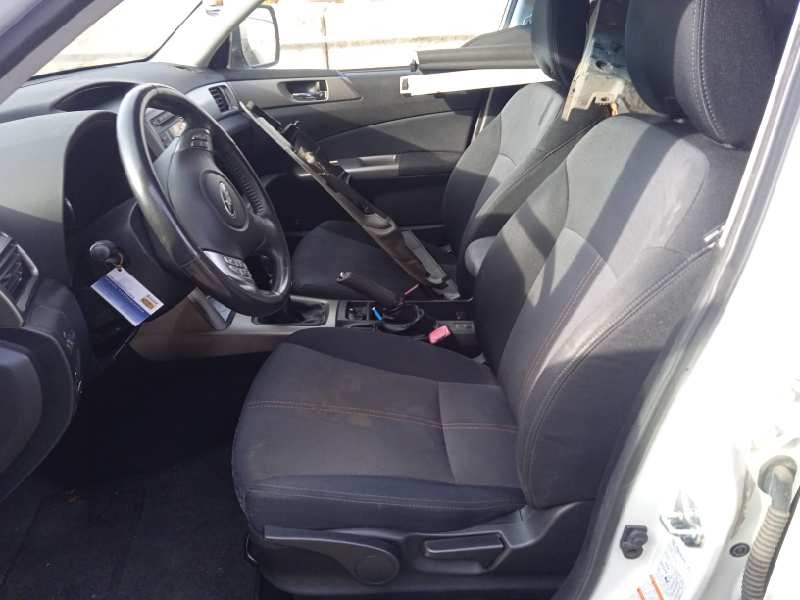 subaru forester s12 del año 2008