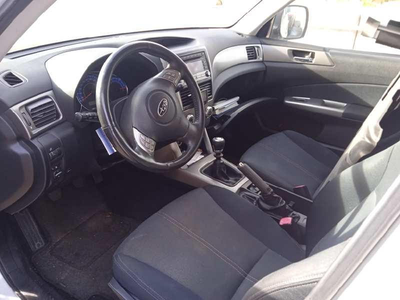 subaru forester s12 del año 2008