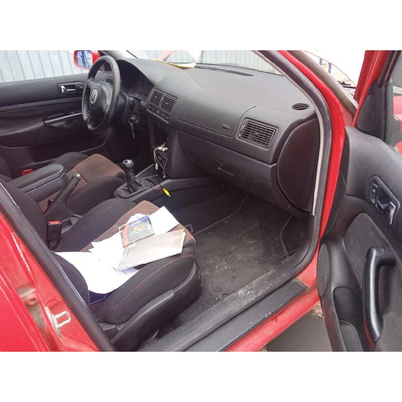 volkswagen golf iv berlina (1j1) del año 1999