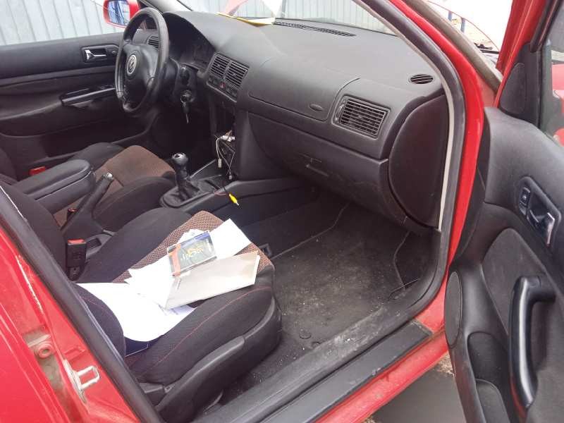 volkswagen golf iv berlina (1j1) del año 1999