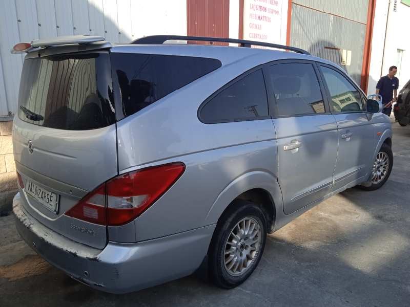 ssangyong rodius del año 2006