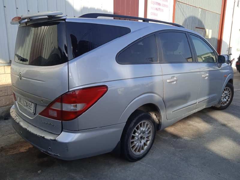 ssangyong rodius del año 2006