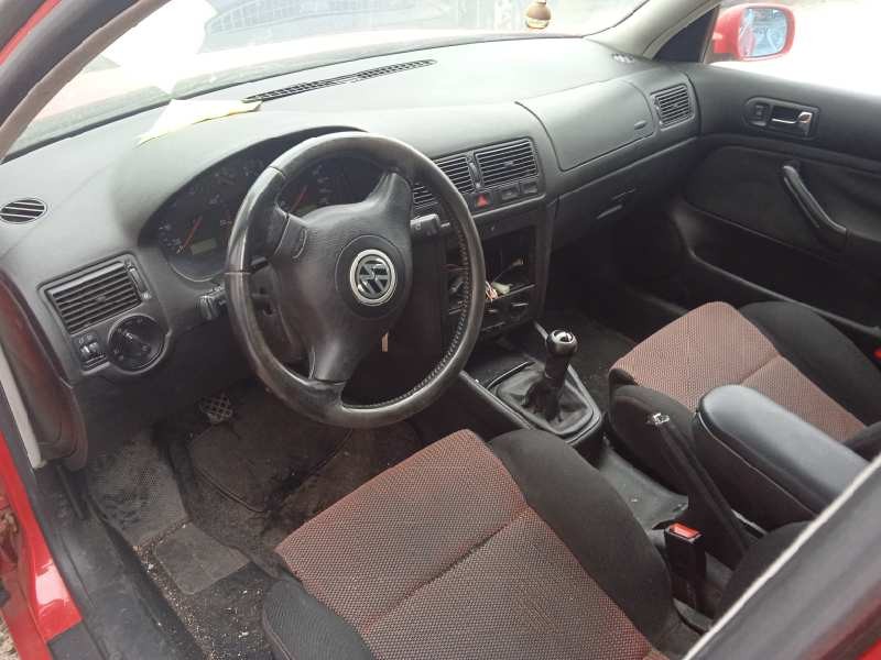 volkswagen golf iv berlina (1j1) del año 1999