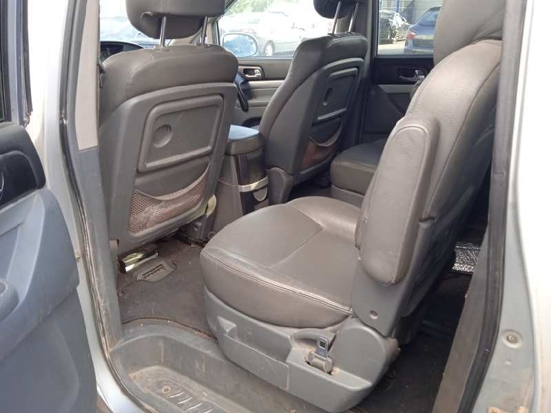 ssangyong rodius del año 2006