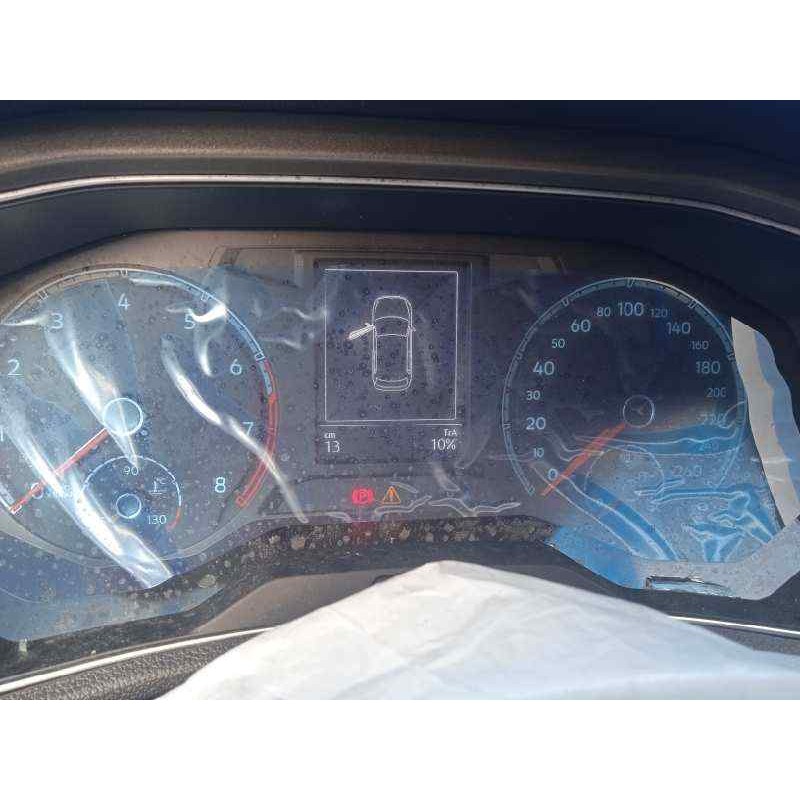 Recambio de cuadro instrumentos para volkswagen t-roc advance referencia OEM IAM 2GA920740C  