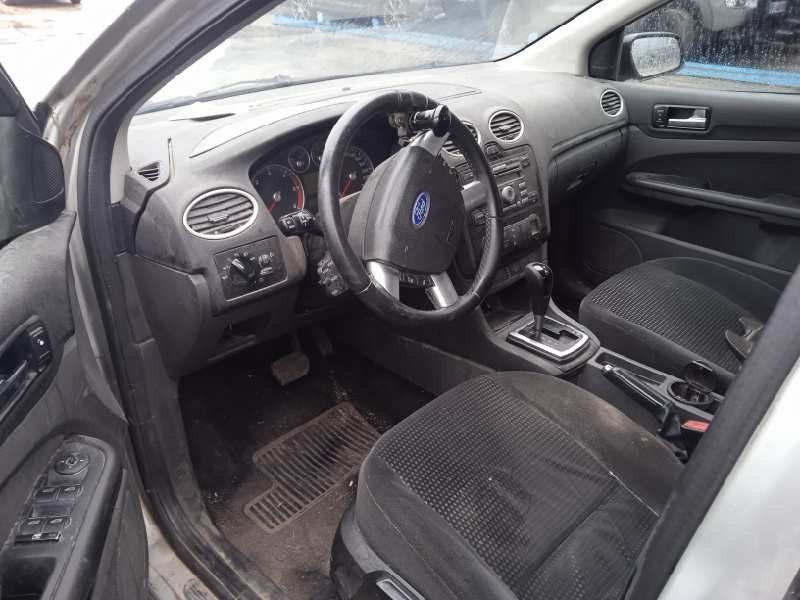 ford focus berlina (cap) del año 2006