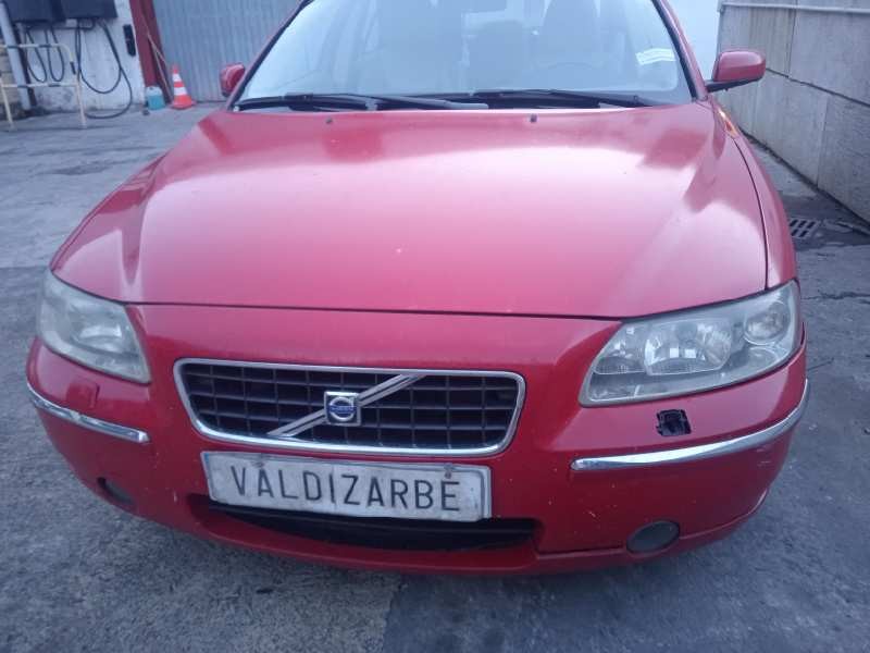 volvo s60 berlina del año 2005