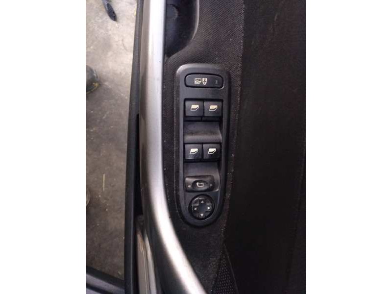 peugeot 308 del año 2008