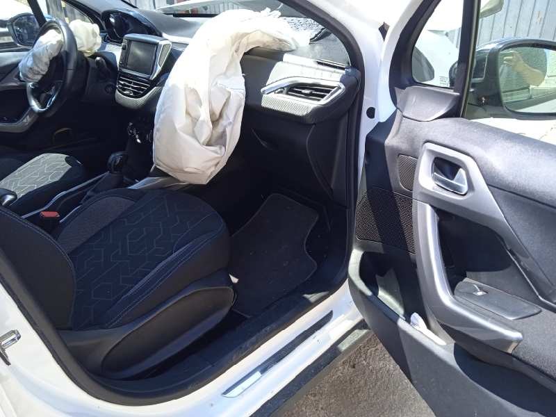 peugeot 2008 (--.2013) del año 2018