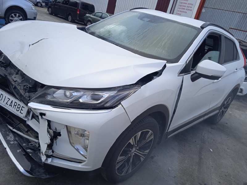 mitsubishi eclipse cross del año 2020