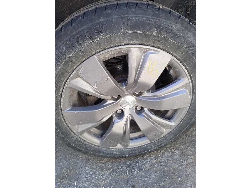 peugeot 2008 (--.2013) del año 2018