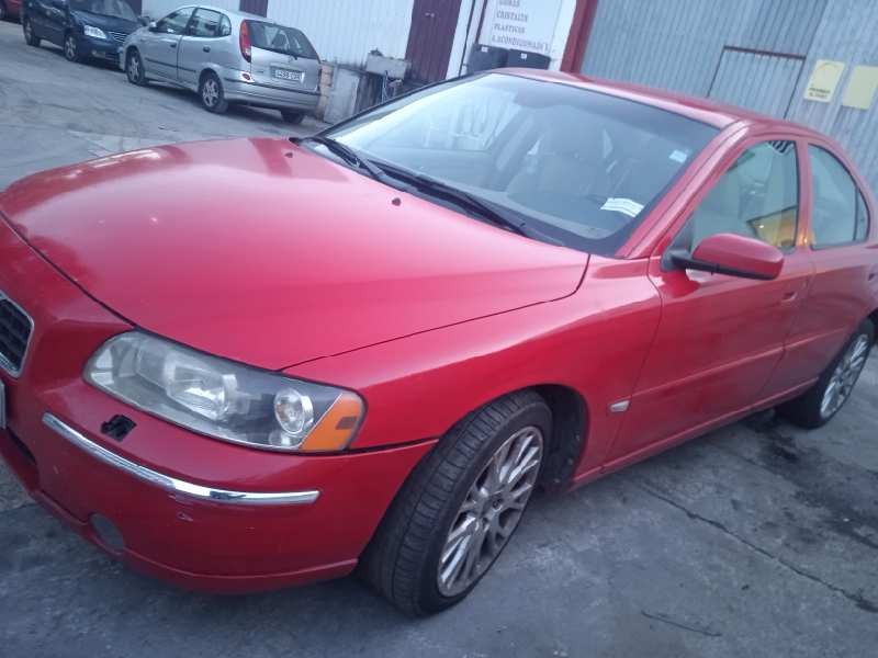 volvo s60 berlina del año 2005