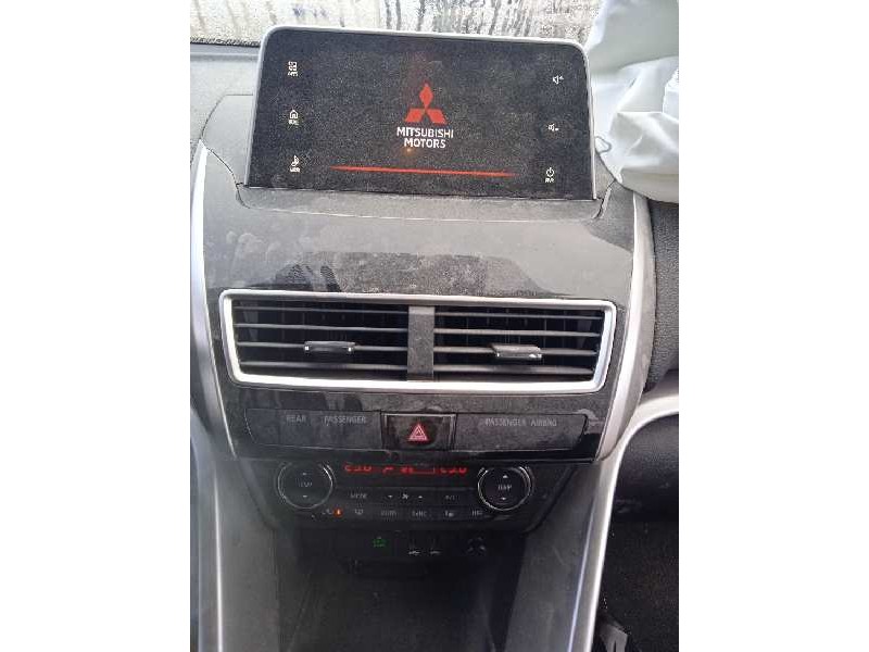 mitsubishi eclipse cross del año 2020