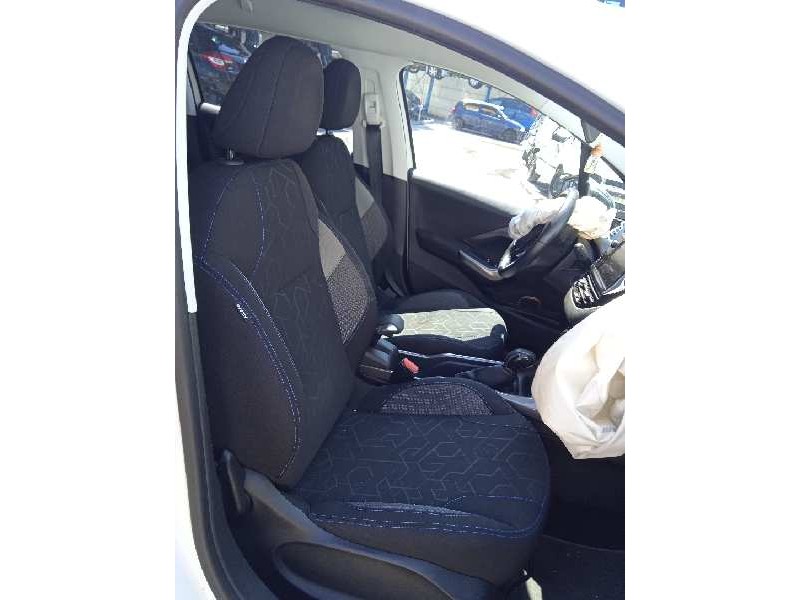 peugeot 2008 (--.2013) del año 2018