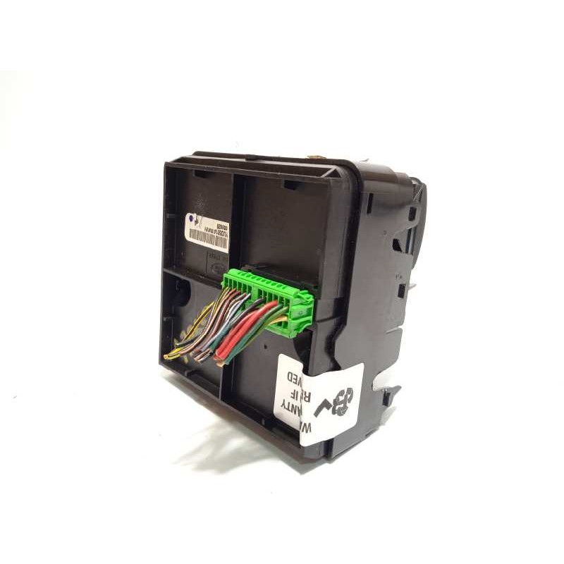 Recambio de mando multifuncion para land rover range rover sport supercharged referencia OEM IAM YUD501410WVH 5H3213D730DA8WVH Y