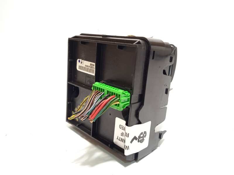 Recambio de mando multifuncion para land rover range rover sport supercharged referencia OEM IAM YUD501410WVH 5H3213D730DA8WVH Y