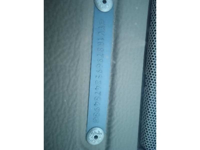 volvo s60 berlina del año 2005