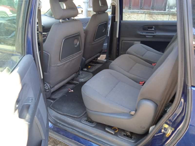 seat alhambra (7v9) del año 2005