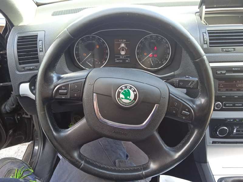 skoda octavia berlina (1z3) del año 2010