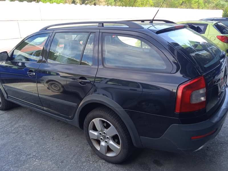 skoda octavia berlina (1z3) del año 2010