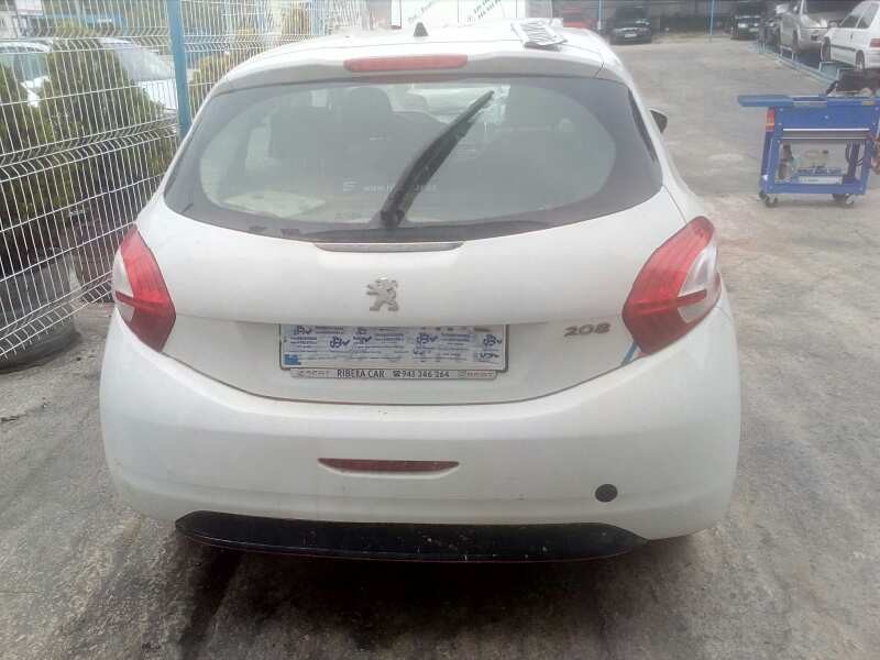 peugeot 208 del año 2014
