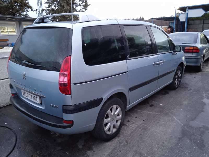 peugeot 807 del año 2002